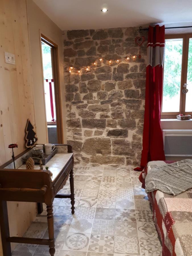 Chambres D Hotes Le Clos Des Vins D Anges Saint-Pierre-des-Champs Exterior foto